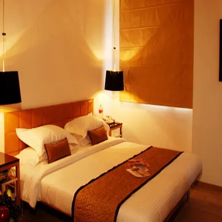 Hotel Palace Heights New Delhi Room photo