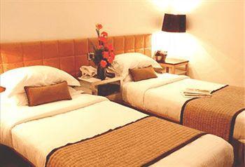 Palace Heights होटल New Delhi